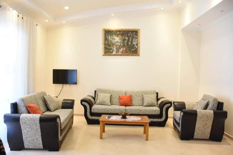 Leilighet Giorgio Gest House Përmet